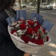 دسته گل رز قرمز